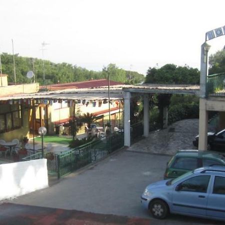 Hotel Cavour Półwysep Sorrentyński Zewnętrze zdjęcie