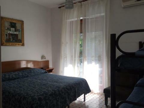 Hotel Cavour Półwysep Sorrentyński Zewnętrze zdjęcie